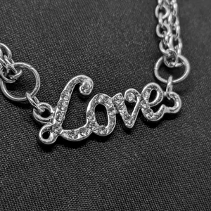 Kép 2/2 - ezüst-színű-love-medál