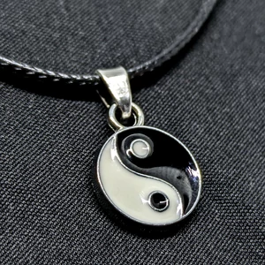 Kép 2/6 - Yin yang -medál-választható-láncra-vagy-karkötőre