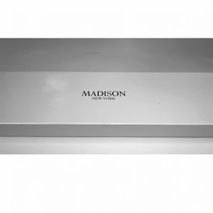Kép 6/6 - MADISON-műbőrszíjas-elegáns-üzleti-uniszex-karóra