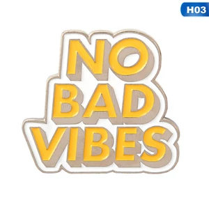 Kép 1/4 - no-bad-vibes-kitűző