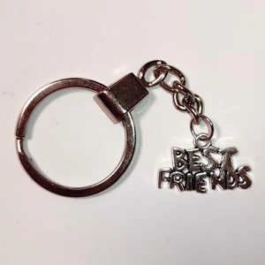Kép 3/3 - best-friends-kulcstartó