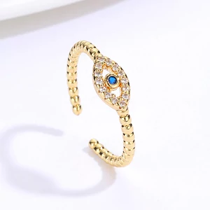 Kép 1/3 - Fémötvözet-és-cirkónium-Evil-Eye-gyűrű-állítható-méret