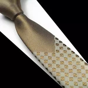 barna mintás vékony nyakkendő