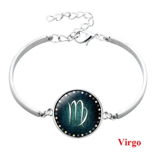 Kép 1/2 - Csillagjegy karkötő, szép zöld medállal, szűz (Virgo)