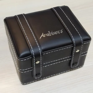 Kép 2/3 - Arabians női óra vékony bőr szíjjal, kék (33 MM) - dobozban