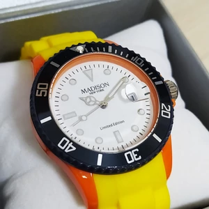 Kép 2/2 - MADISON New York, sárga-fekete, cseppálló, dátumkijelzős uniszex óra (40 MM), 5 ATM