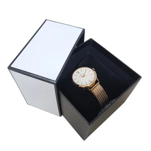Kép 4/4 - Elegáns prémium rose gold szíjas Radiant női karóra, dobozzal (34 mm)