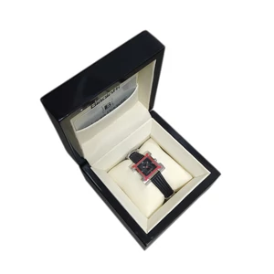 Kép 5/5 - Laura Biagiotti bőr- és fémszíjas, luxus női karóra (31 MM) igényes fémdobozzal