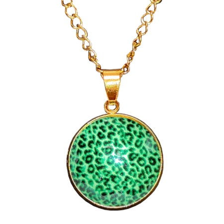 Leopárd-zöld-üveglencsés-medál-lánccal-ezüst-és-arany-színben-választható