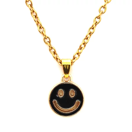 fekete-smiley-medál-lánccal