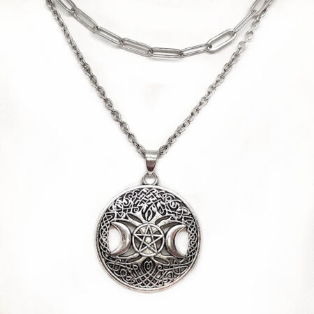 wicca-hold-istennő-pentagram-medál-nyaklánccal