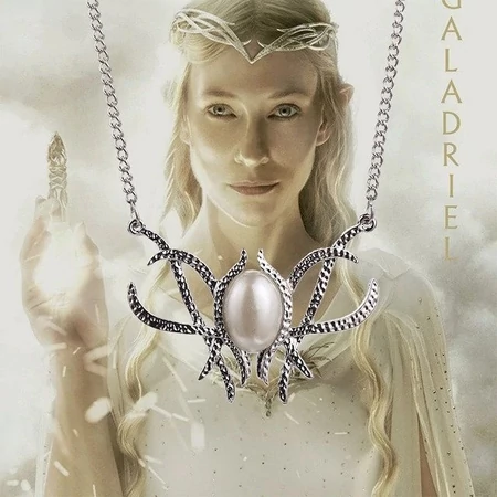 Galadriel medál nyaklánccal
